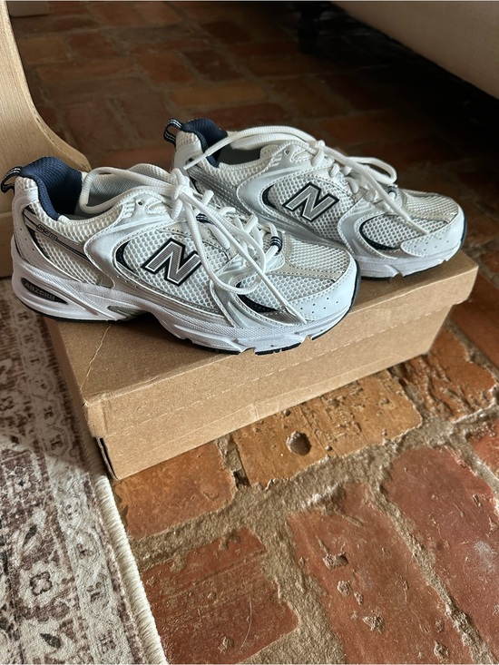 New Balance Shoes - NWOT New Balance 530 Unisex Shoe